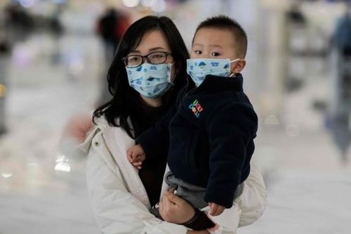 Công ty lữ hành Việt hủy chuyến đi Trung Quốc, tránh quá cảnh Vũ Hán