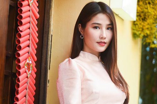 Diễm My 9X đón Tết ở Nhật Bản để quên nỗi buồn