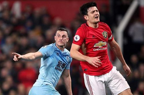Rio Ferdinand: 'Maguire quá tệ. MU chi 600 triệu nhưng chẳng được gì'