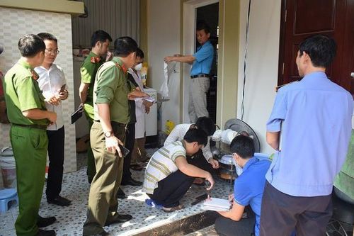 Nghi án chồng giết vợ rồi tự tử tại nhà ngày cận tết