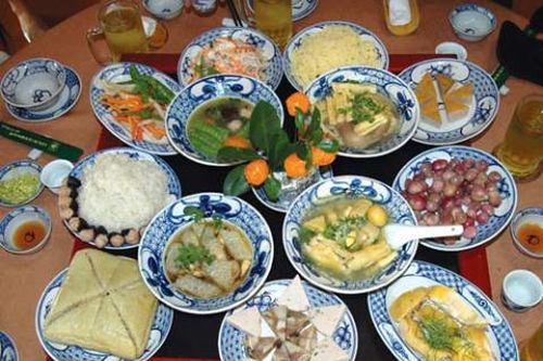 Mâm lễ cúng giao thừa theo gợi ý của chuyên gia văn hóa