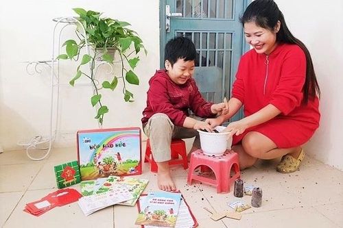 Gieo lộc cây ngày Tết, hái 'quả ngọt' trong năm