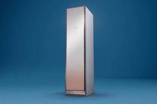 Tủ quần áo tự giặt khô, diệt khuẩn giá 60 triệu đồng