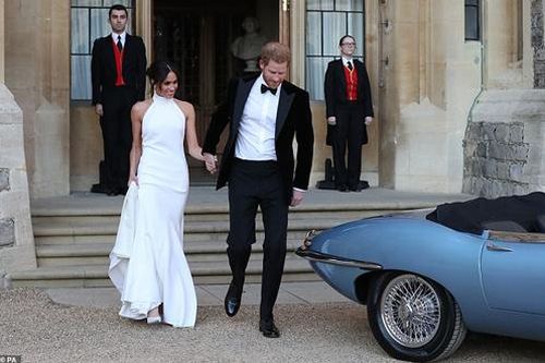 Quá khứ 'đau buồn' đằng sau dinh thự mới của Hoàng tử Harry và tân nương Meghan Markle