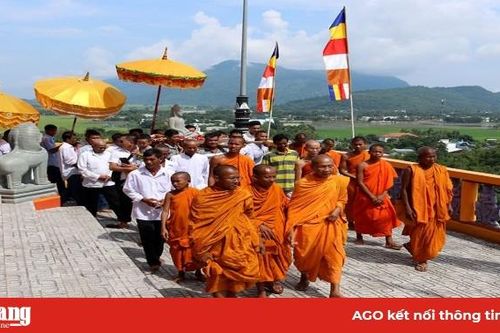 An Giang: Phum, sóc vào Xuân