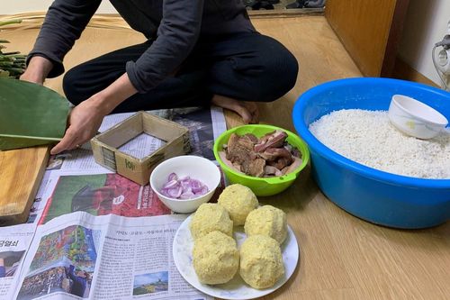 Tết của lao động Việt giữa Seoul 20 năm chưa thể về quê hương