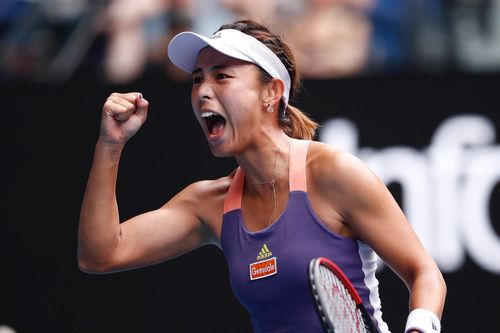 Tay vợt Trung Quốc bất ngờ hạ gục Serena tại Australian Open