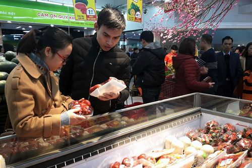 Hàng hóa phục vụ Tết Nguyên đán: Nguồn hàng dồi dào, không tăng giá đột biến