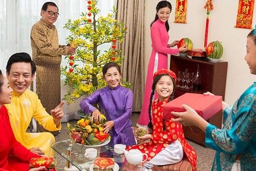 Xông đất đầu năm 2020 sao cho đúng phong tục lâu đời của người Việt Nam