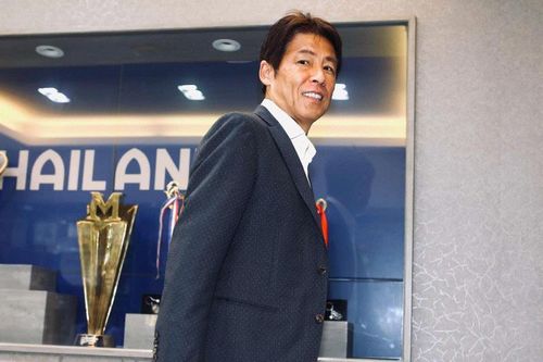 Nhận 'núi tiền', HLV Nishino sẽ đưa Thái Lan dự World Cup 2026?
