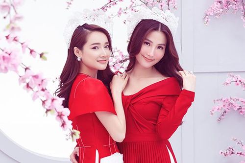 Nhã Phương, Diễm My 9X mặc áo dài vẫn gợi cảm, rạng ngời đón Tết