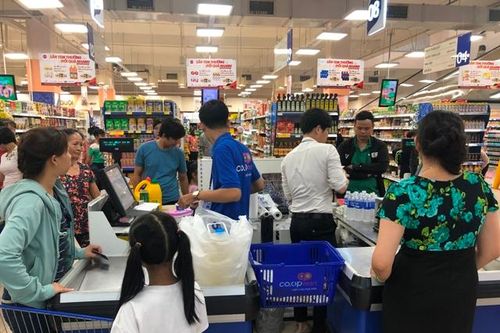 Ngày 30 Tết, giá cả thị trường bình ổn