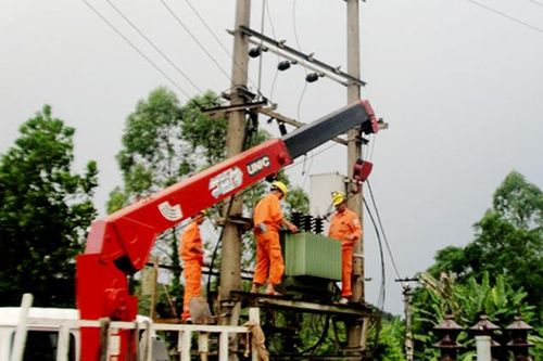 Mất điện ở một số nơi do mưa lớn