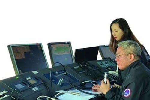 'CSGT trên trời': Nhìn thấy pháo hoa mới biết giao thừa đã điểm…