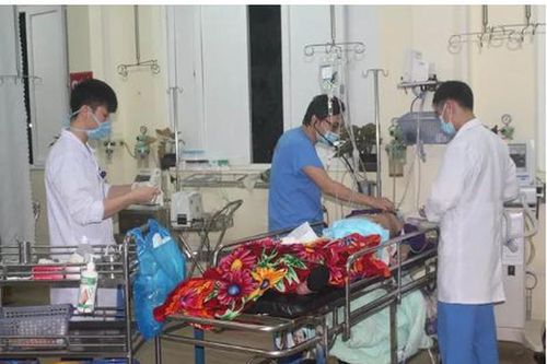 Kíp trực cấp cứu đặc biệt đêm Giao thừa ở Hải Dương