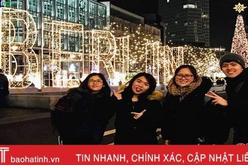 Du học sinh Hà Tĩnh đón tết ở 'trời Tây'