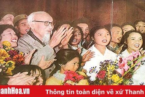 Đảng với mùa xuân và dân tộc