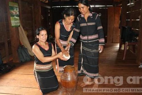 'Tiên tửu' của người Ba Na