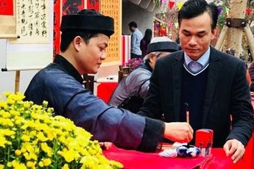 Nét chữ nết người