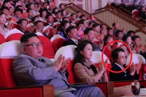 Cô của ông Kim Jong Un bất ngờ xuất hiện, 6 năm sau khi chồng bị xử tử