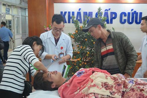 Hơn 3.700 ca cấp cứu tai nạn do sinh hoạt trong 2 ngày Tết