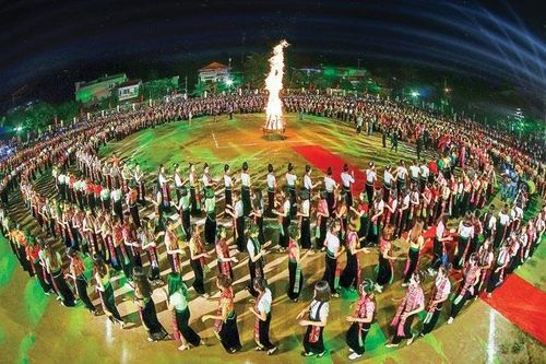 Xòe Thái - sức sống mãnh liệt