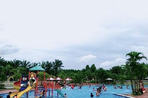 Hơn 25 ngàn khách đến các khu du lịch