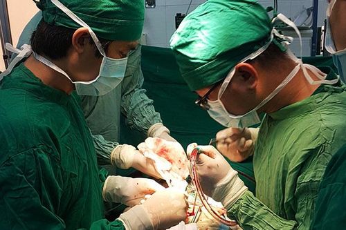 Bệnh viện Đa khoa tỉnh Khánh Hòa: Phát triển nhiều kỹ thuật mới, chuyên sâu