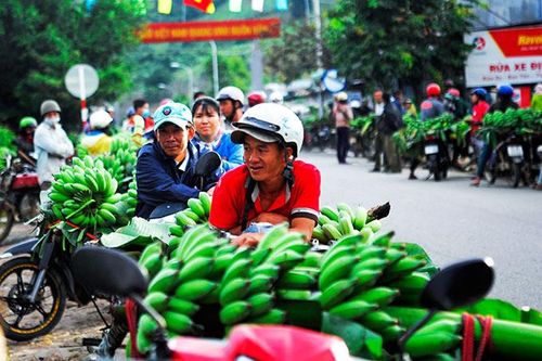 Chợ chuối Suối Cát