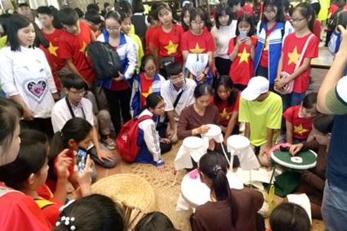 Du lịch làng nghề: Để lối nhỏ thành đường
