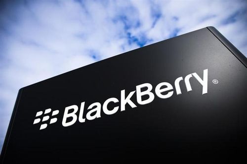 Ai đã đặt tên cho BlackBerry?