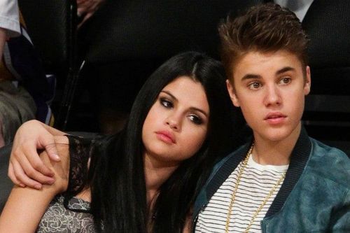 Selena Gomez nói đau khổ khi yêu Justin Bieber