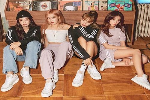 Chăm chỉ 'cày' Tết không nghỉ, Blackpink vẫn vướng tranh cãi không đáng có