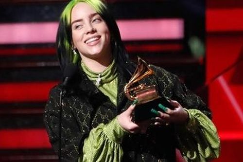 Nữ ca sĩ 18 tuổi 'thắng lớn' tại lễ trao giải Grammy 2020