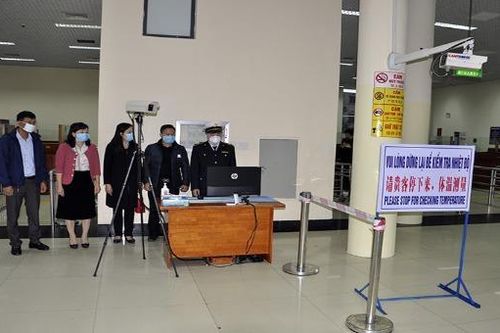 Quảng Ninh họp khẩn sẵn sàng ứng phó với dịch bệnh viêm phổi cấp do chủng virus corona