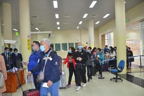 Quảng Ninh, Đắk Lắk khẩn trương chống dịch viêm đường hô hấp cấp do virus corona