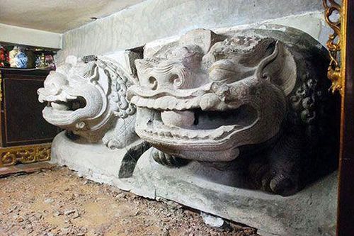 Tượng đôi sư tử đá đền - chùa Bà Tấm được công nhận là bảo vật quốc gia