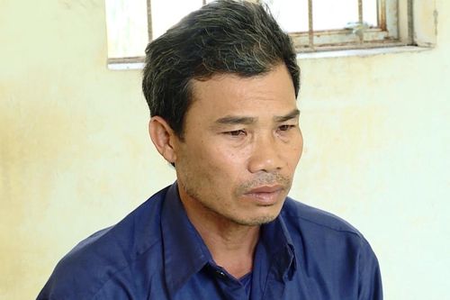 Gã mang tiền án cướp giật bị bắt sau khi mua ma túy