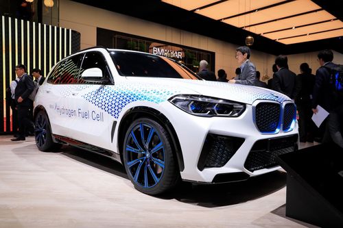 Xe BMW chạy nhiên liệu hydro sẽ rẻ như xe xăng vào năm 2025