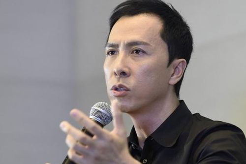 Phim của Chân Tử Đan thiệt hại triệu USD vì virus corona