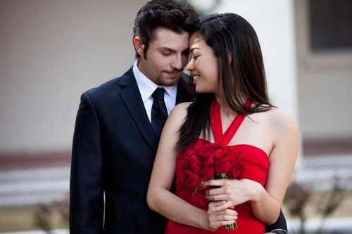 Vợ trẻ và lời khuyên chồng 'động trời' để cư xử với sếp nữ
