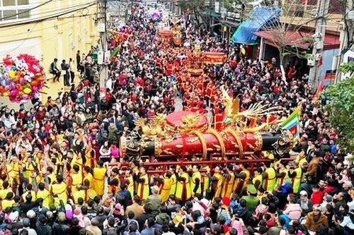 Tưng bừng lễ hội rước pháo làng Đồng Kỵ