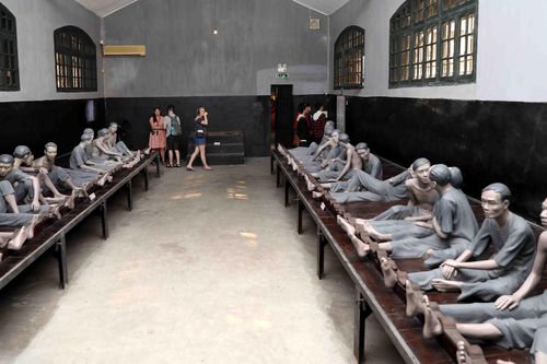 Di tích lịch sử Nhà tù Hỏa Lò - 'địa chỉ đỏ' giữa lòng Thủ đô