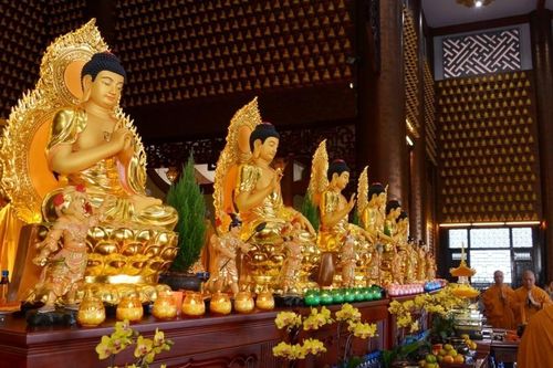 Mùng 6 Tết, khai đàn Pháp hội Dược Sư cầu an đầu năm