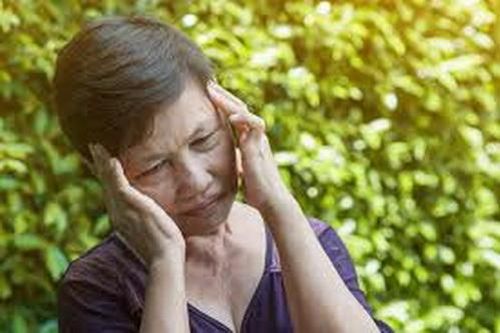Hạ huyết áp tư thế đứng - khi nào cần dùng thuốc?