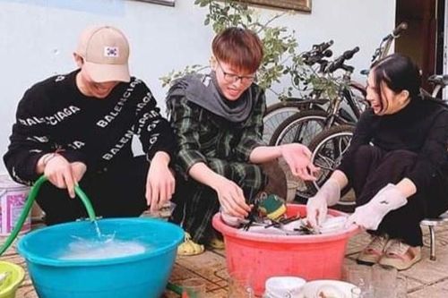 Gia đình Hoa dâm bụt hội ngộ, vợ chồng Cường Đô La du lịch Mỹ