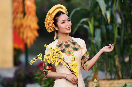 Những câu chúc Tết ý nghĩa tặng sếp dịp năm mới