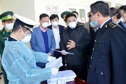 Facebooker tung tin đồn virus corona xuất hiện tại Quảng Ninh