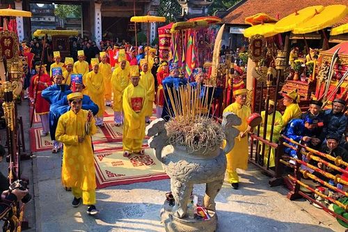 Bát xã Loa Thành tưng bừng trong ngày hội Cổ Loa