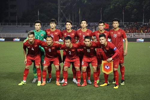 'Hùng Dũng sẽ vượt Quang Hải để giành Quả bóng Vàng'